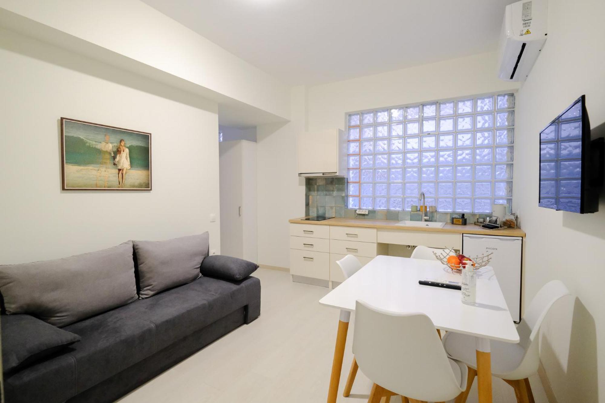 Parasiou Studios 103 Διαμερίσματα Στο Κέντρο Της Πόλης Komotini Exterior photo