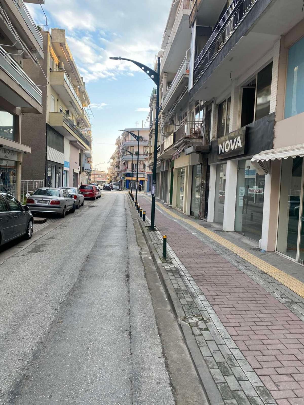 Parasiou Studios 103 Διαμερίσματα Στο Κέντρο Της Πόλης Komotini Exterior photo